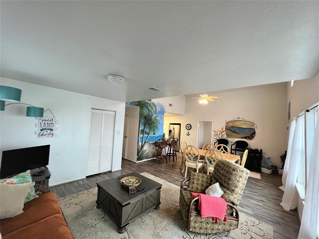 219 Whispering Palms, Freeport, Texas image 11