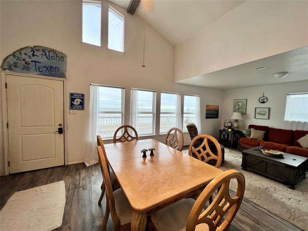 219 Whispering Palms, Freeport, Texas image 9