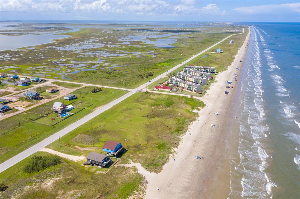 219 Whispering Palms, Freeport, Texas image 22