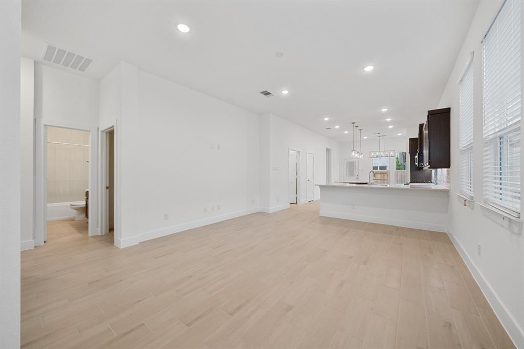 17055 Lilac Paxton Lane, Hockley, Texas image 5
