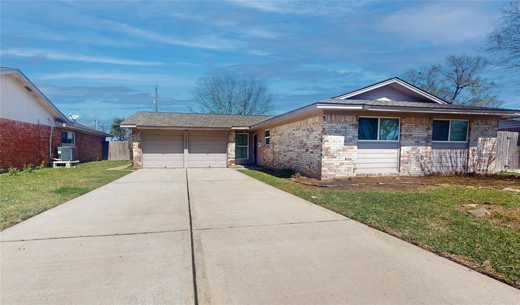 10031 Old Orchard Road, La Porte, Texas image 1
