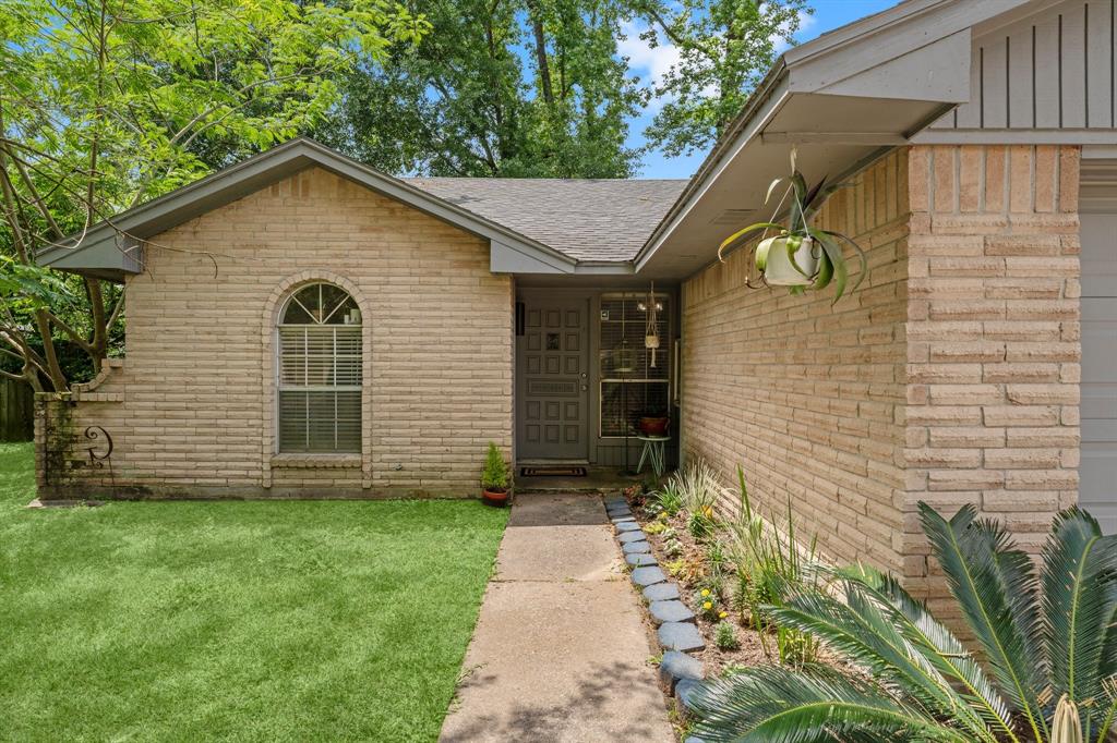 4210 Campeche Drive, Galveston, Texas image 4