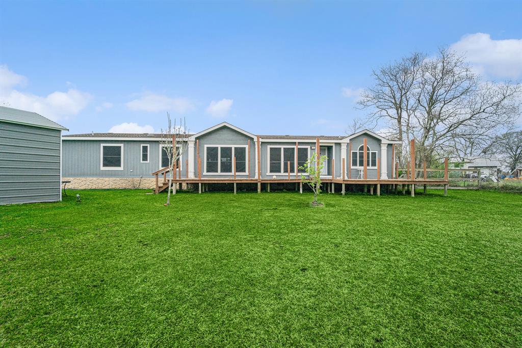 1408 Lilley Road, Alvin, Texas image 3