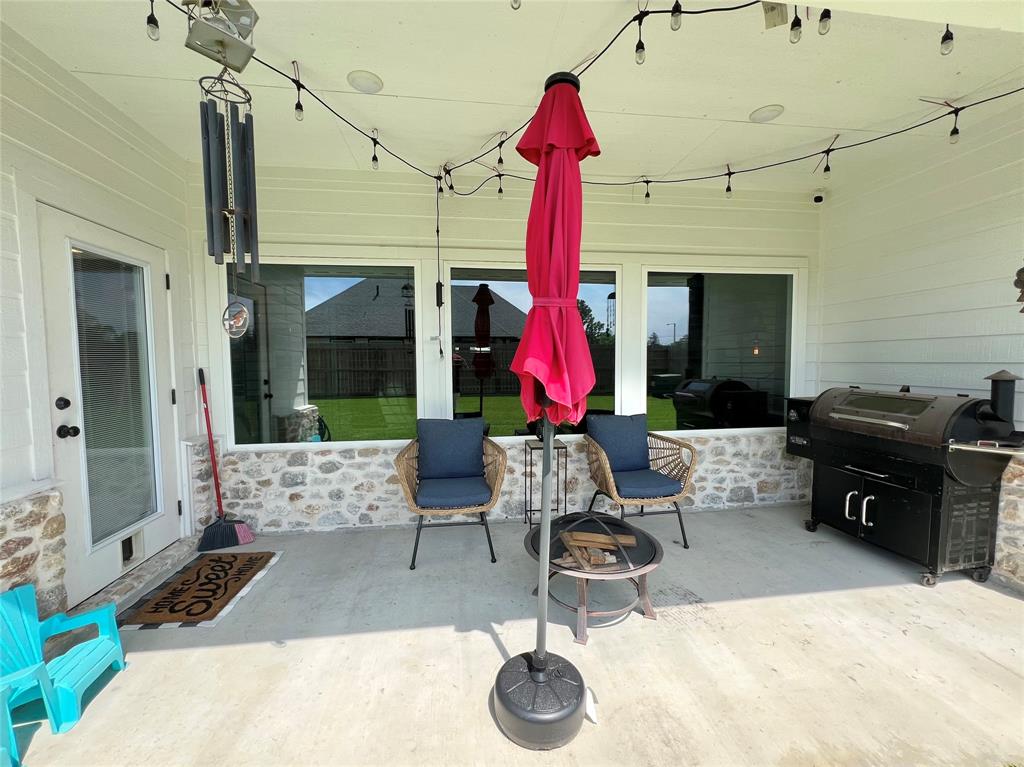 6 Greystone Court, Angleton, Texas image 28