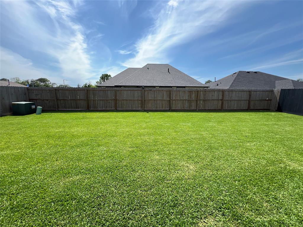 6 Greystone Court, Angleton, Texas image 30