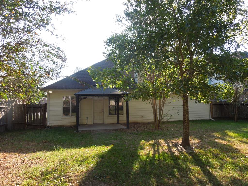 28715 Hidden Cove Drive, Magnolia, Texas image 16