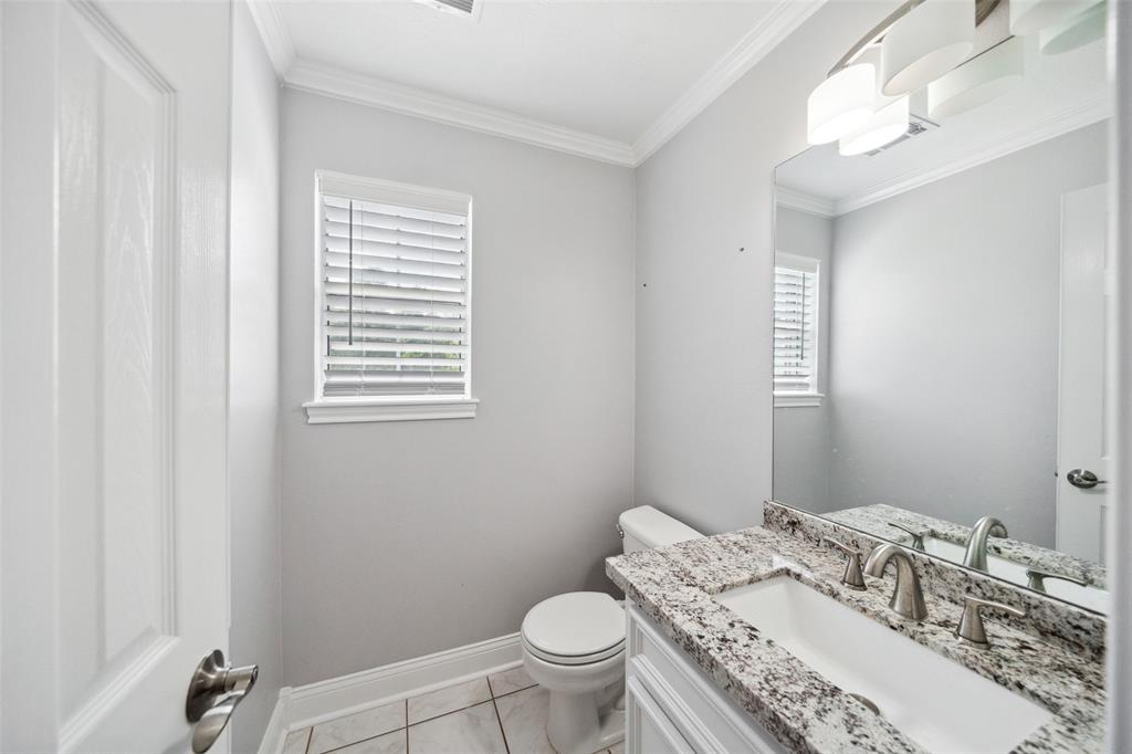 5224 Shorewood Drive, Willis, Texas image 25