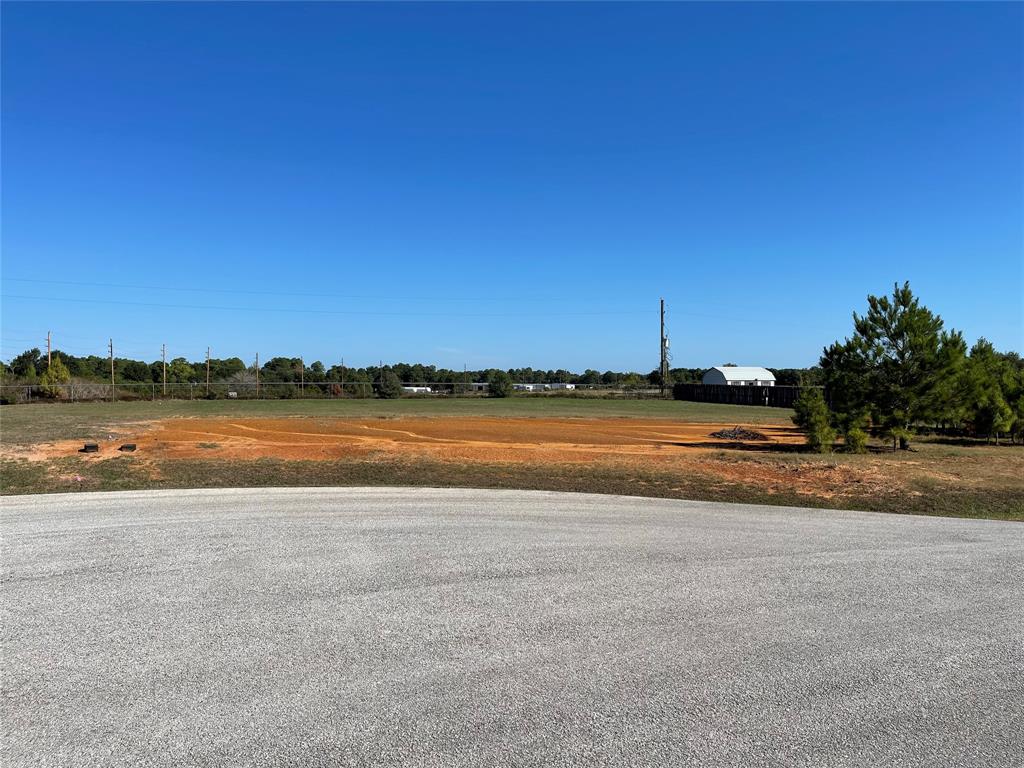 32910 Shriver Lane, Waller, Texas image 7