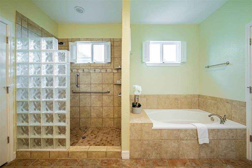 1813 Avenue A, San Leon, Texas image 33