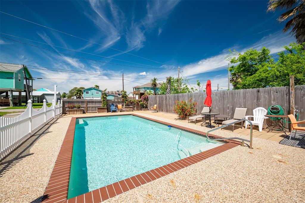 1813 Avenue A, San Leon, Texas image 7