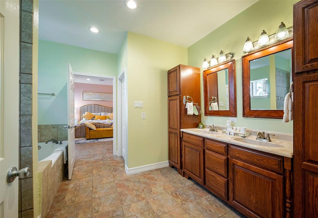1813 Avenue A, San Leon, Texas image 32