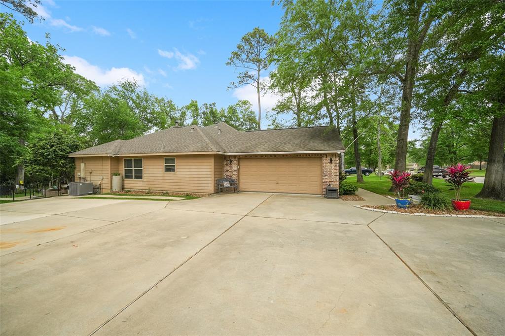 15022 Constellation Circle, Willis, Texas image 36