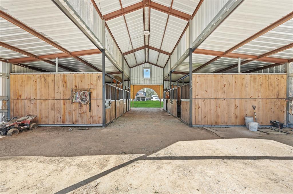 826 Oak Bend Loop, Cleveland, Texas image 34