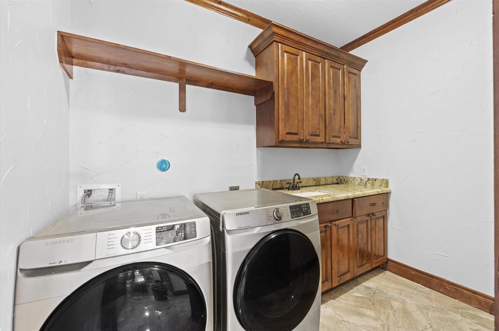826 Oak Bend Loop, Cleveland, Texas image 19
