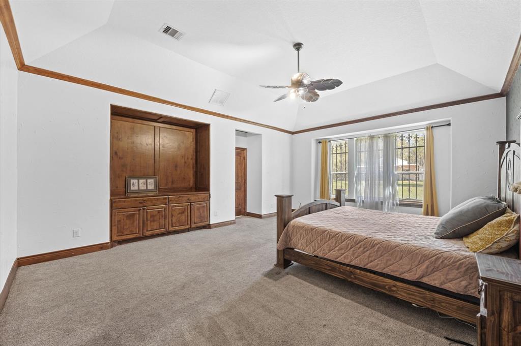 826 Oak Bend Loop, Cleveland, Texas image 16