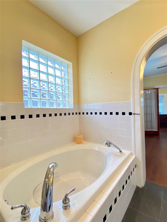 4715 Avenue O, Galveston, Texas image 23