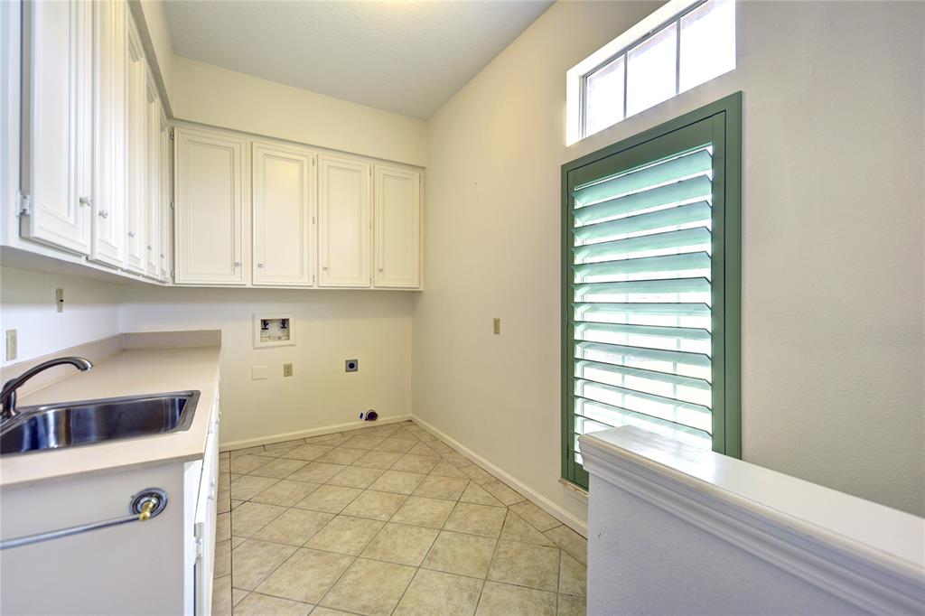 201 Heritage Trail, Bellville, Texas image 13