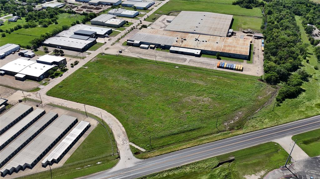 1401 Jack Mckay Boulevard, Ennis, Texas image 4