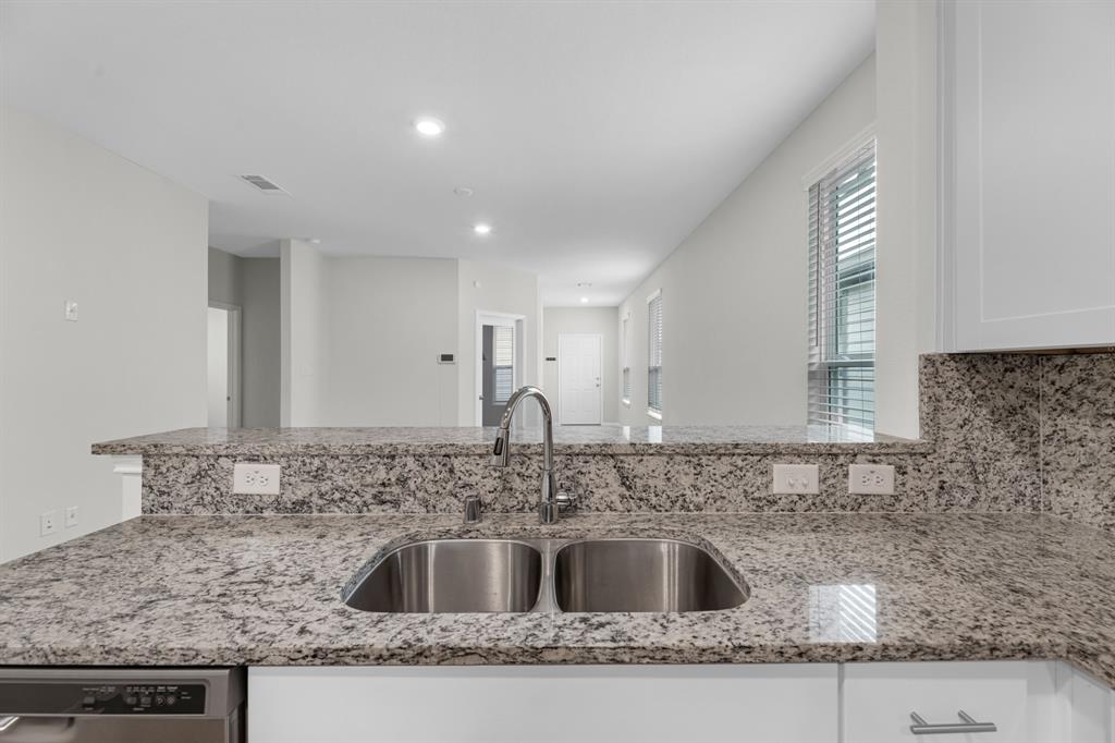 24050 Prairie Dust Drive, Hockley, Texas image 10