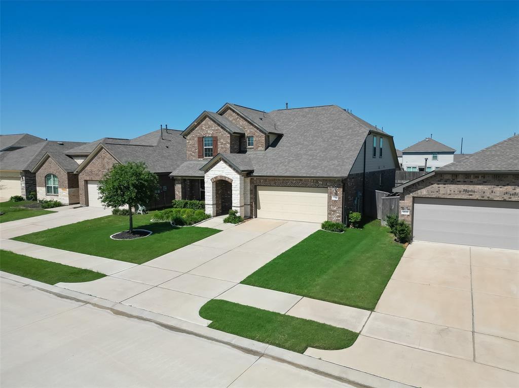 9831 Willow Crown Lane