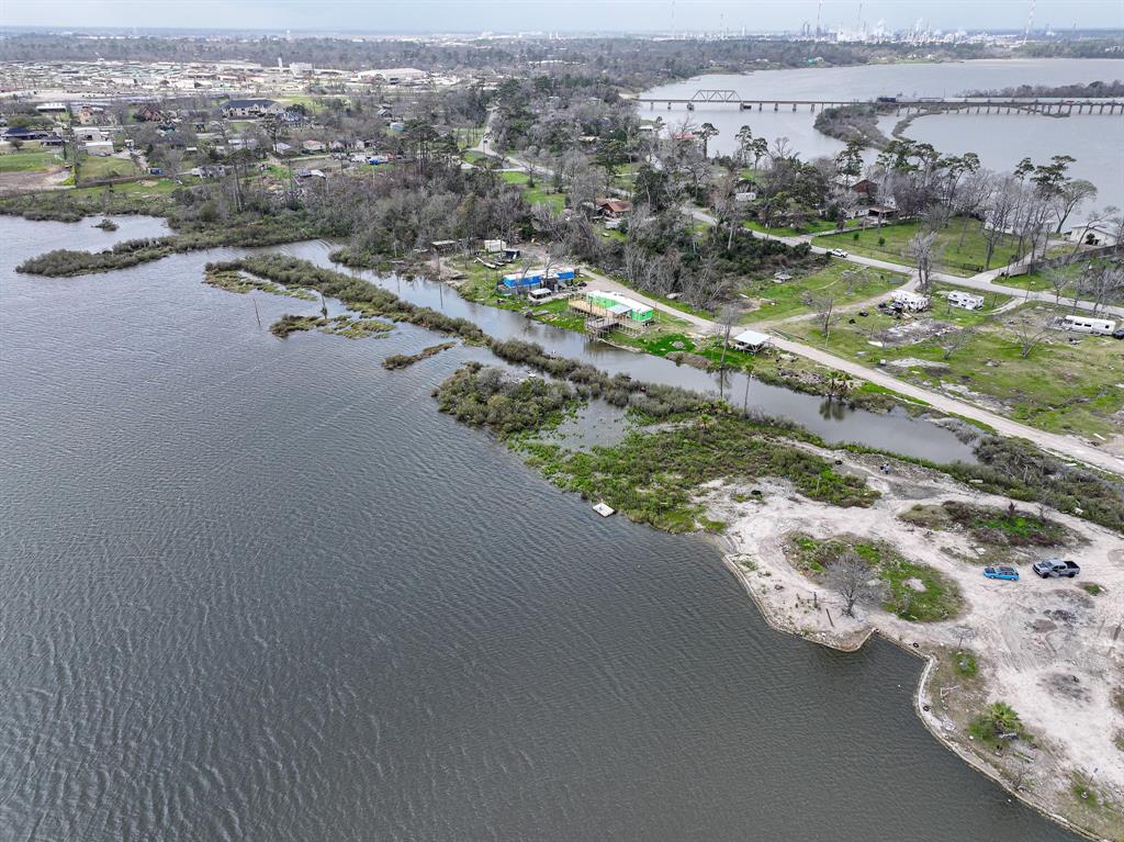 17202 Meadowbrook Drive, Channelview, Texas image 22