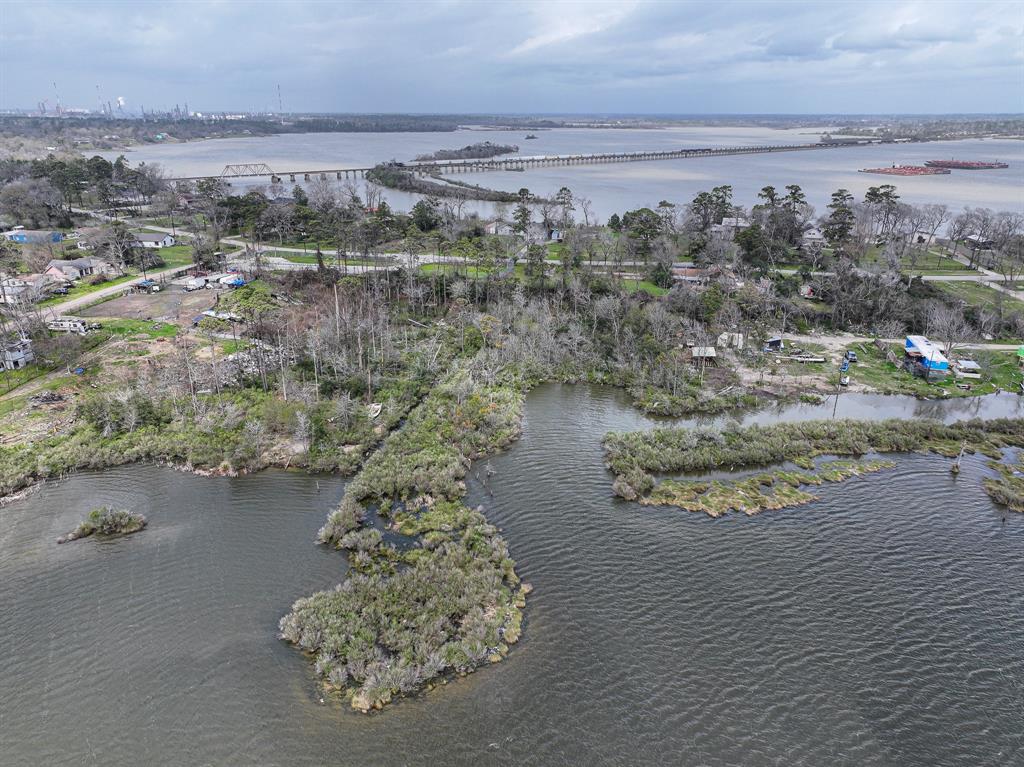 17202 Meadowbrook Drive, Channelview, Texas image 3