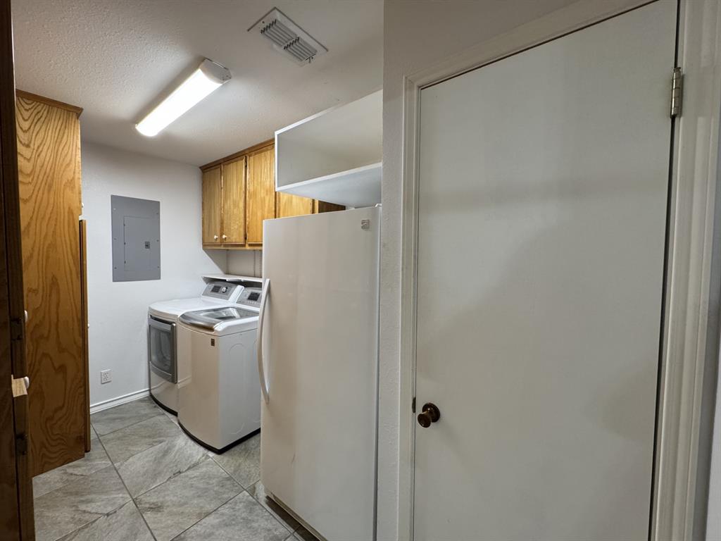 317 E Bayshore Drive, Palacios, Texas image 33