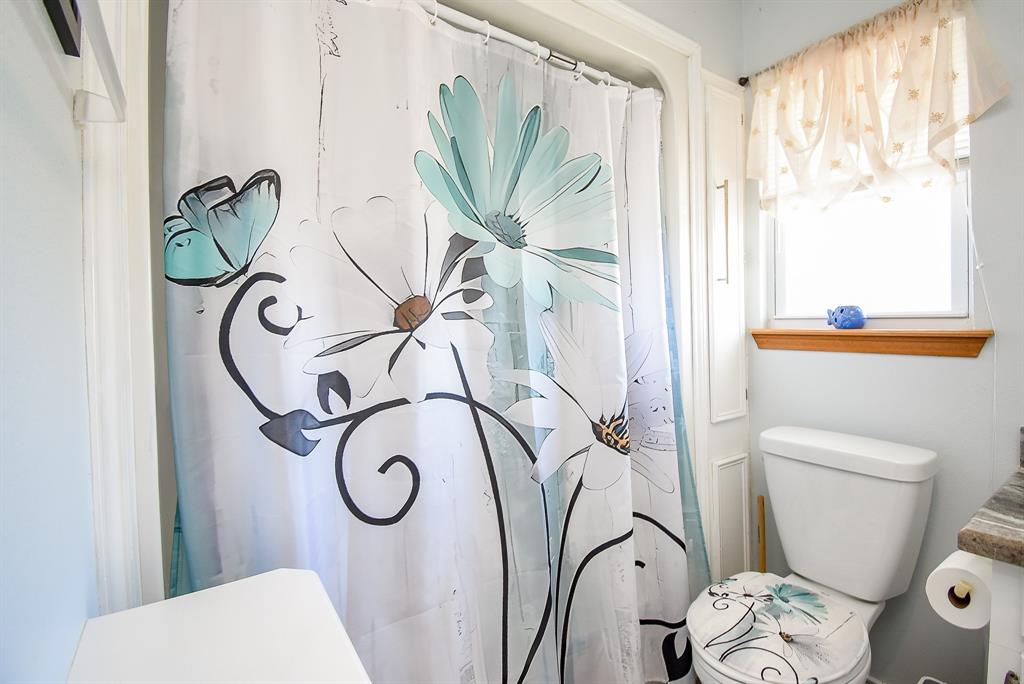 317 E Bayshore Drive, Palacios, Texas image 37