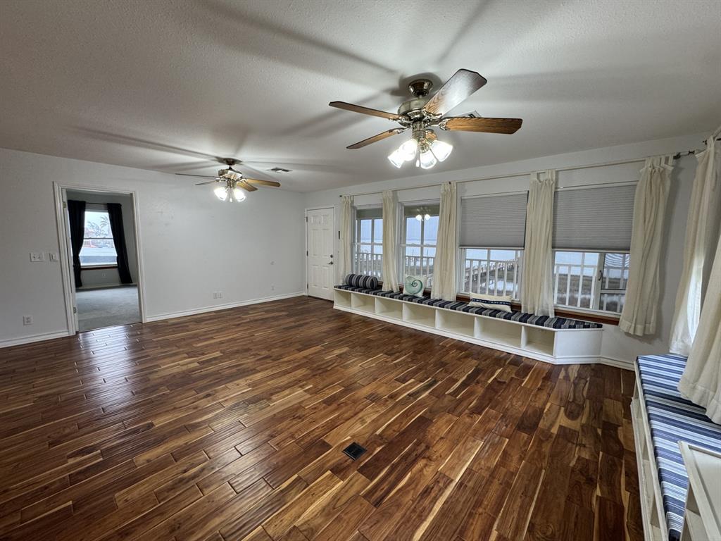 317 E Bayshore Drive, Palacios, Texas image 24