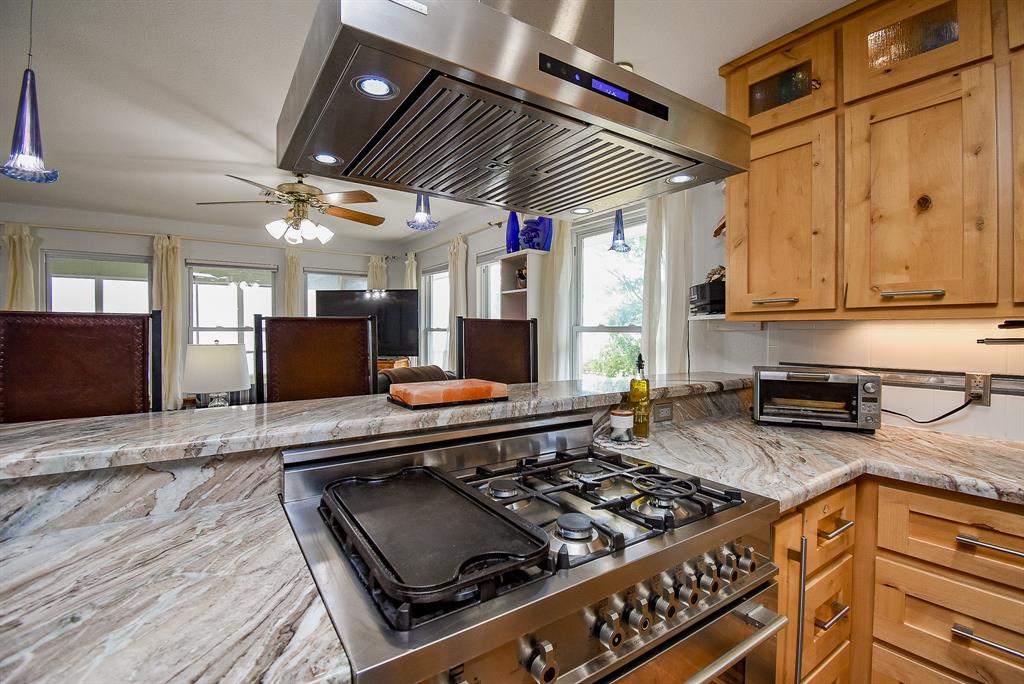 317 E Bayshore Drive, Palacios, Texas image 20