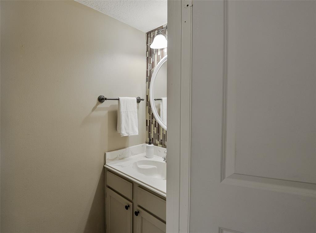 3302 Golden Willow Drive, Kingwood, Texas image 18