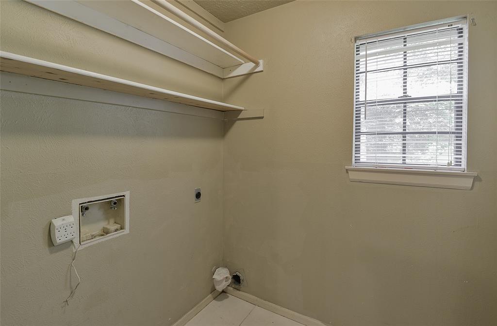3302 Golden Willow Drive, Kingwood, Texas image 19