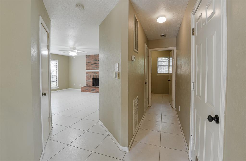 3302 Golden Willow Drive, Kingwood, Texas image 17