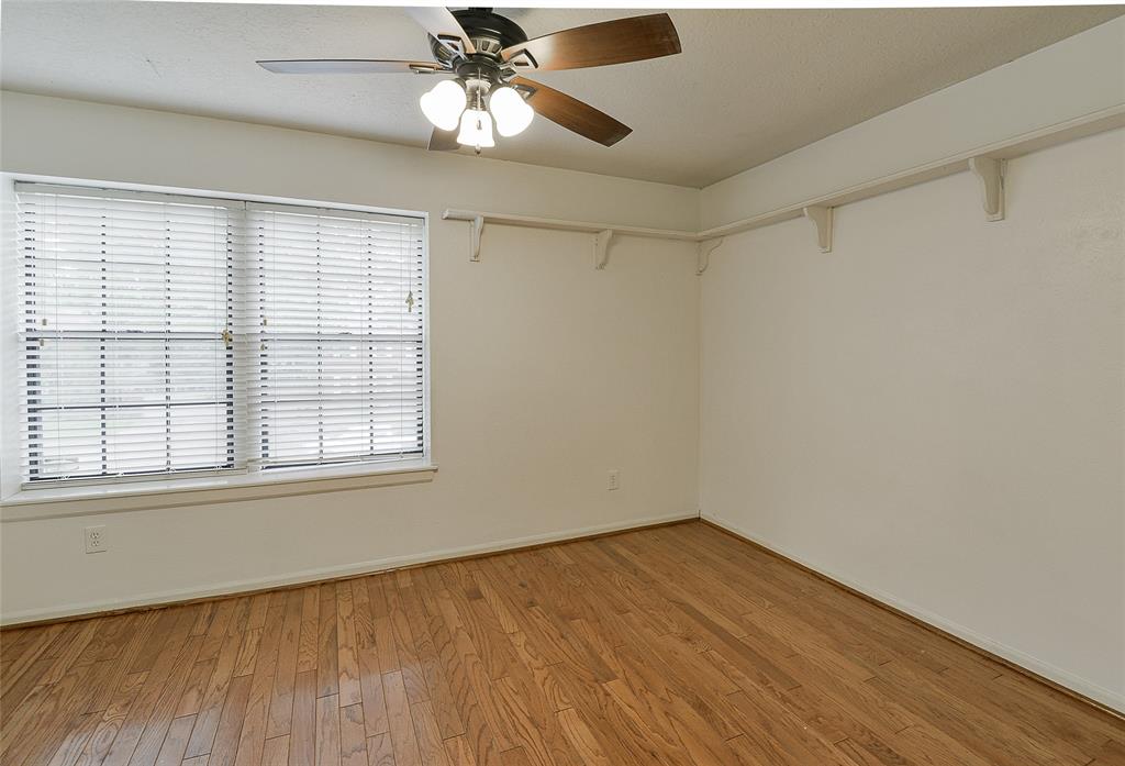 3302 Golden Willow Drive, Kingwood, Texas image 30
