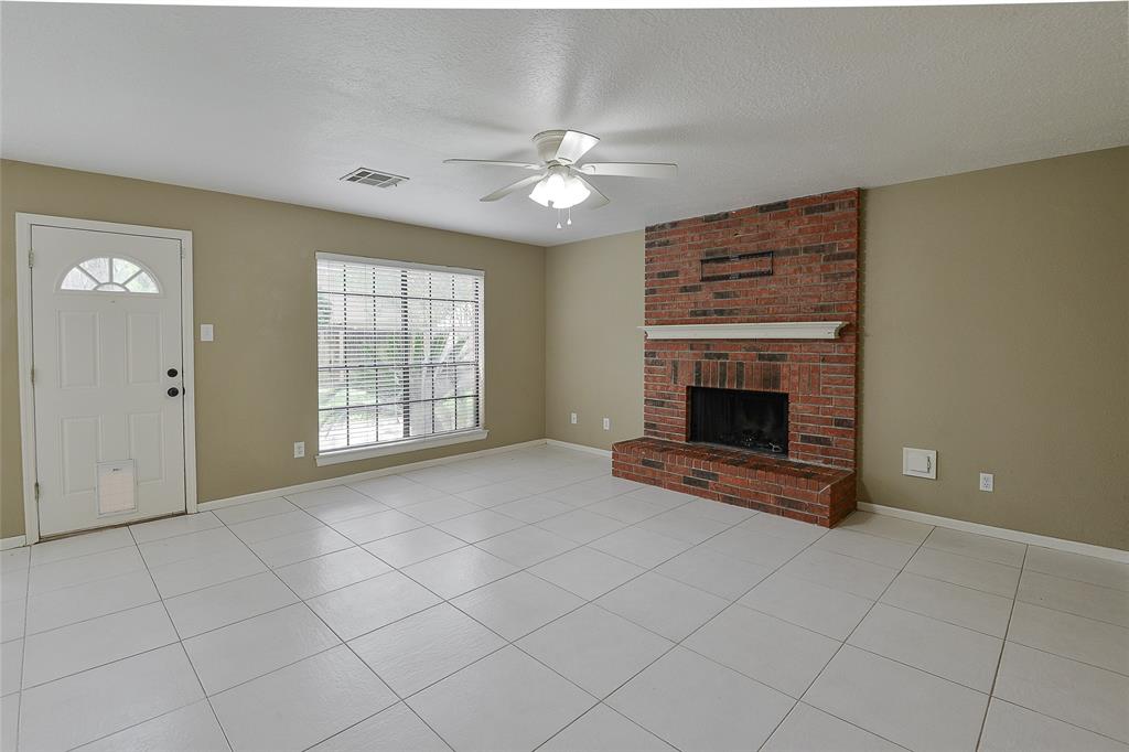 3302 Golden Willow Drive, Kingwood, Texas image 15