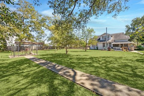 A home in Sealy