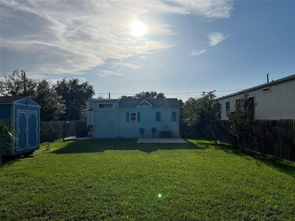 311 8th Street, San Leon, Connecticut image 17