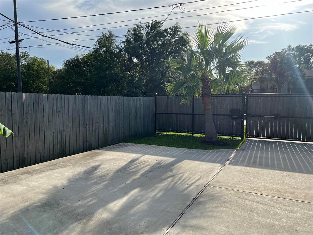 311 8th Street, San Leon, Connecticut image 10