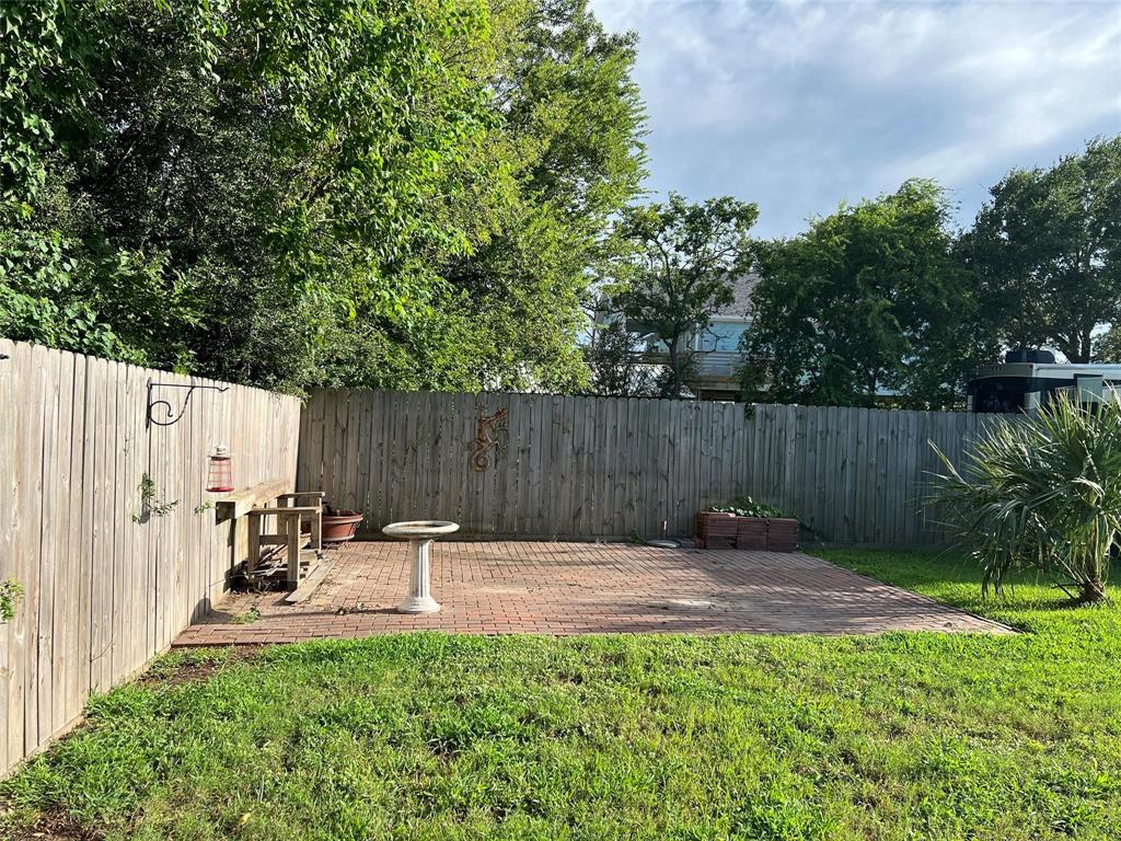 311 8th Street, San Leon, Connecticut image 18