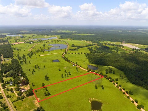 Vacant Land For Sale - Lakeland Road<br/> Hillister, TX 75979