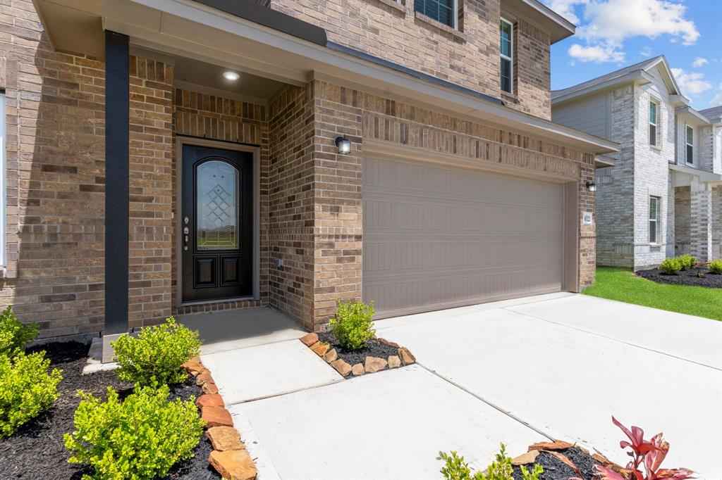 9022 Gull Canyon Drive, Baytown, Texas image 4
