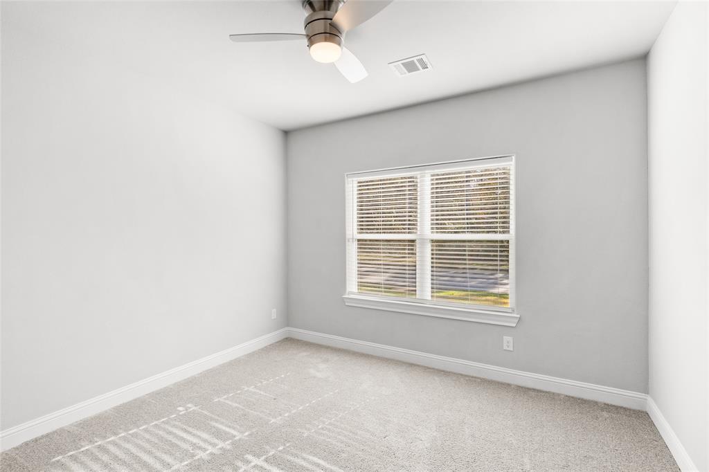 116 Augusta Drive, Huntsville, Texas image 7