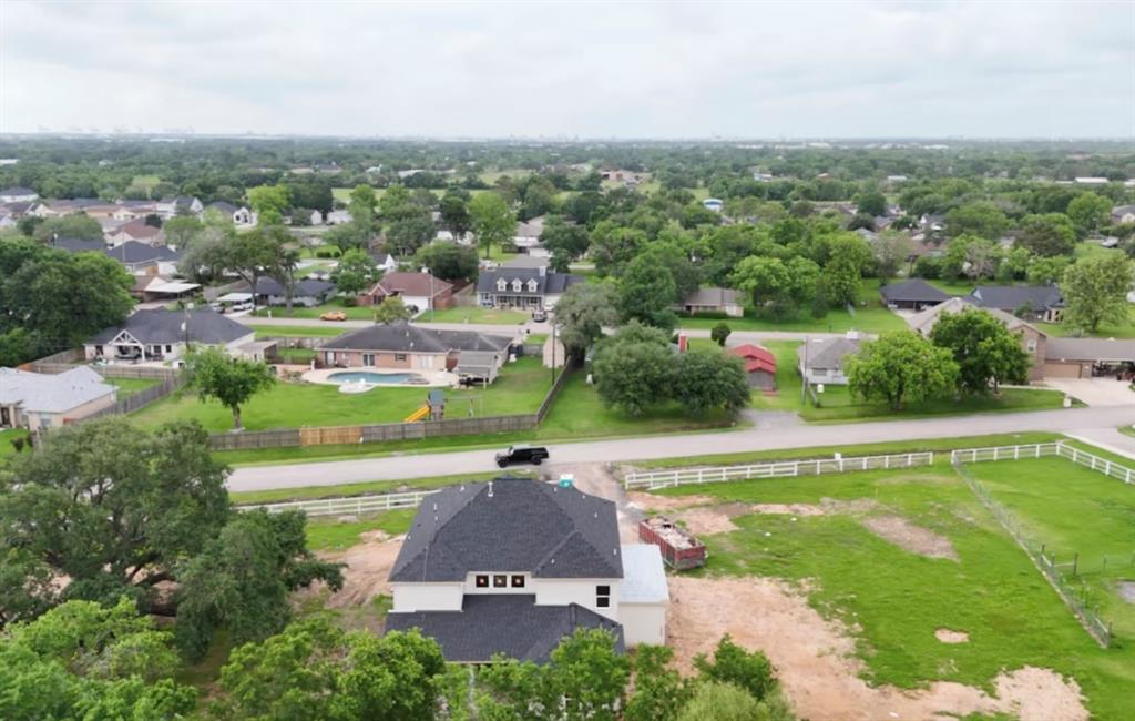 10913 Houston Drive, La Porte, Texas image 8