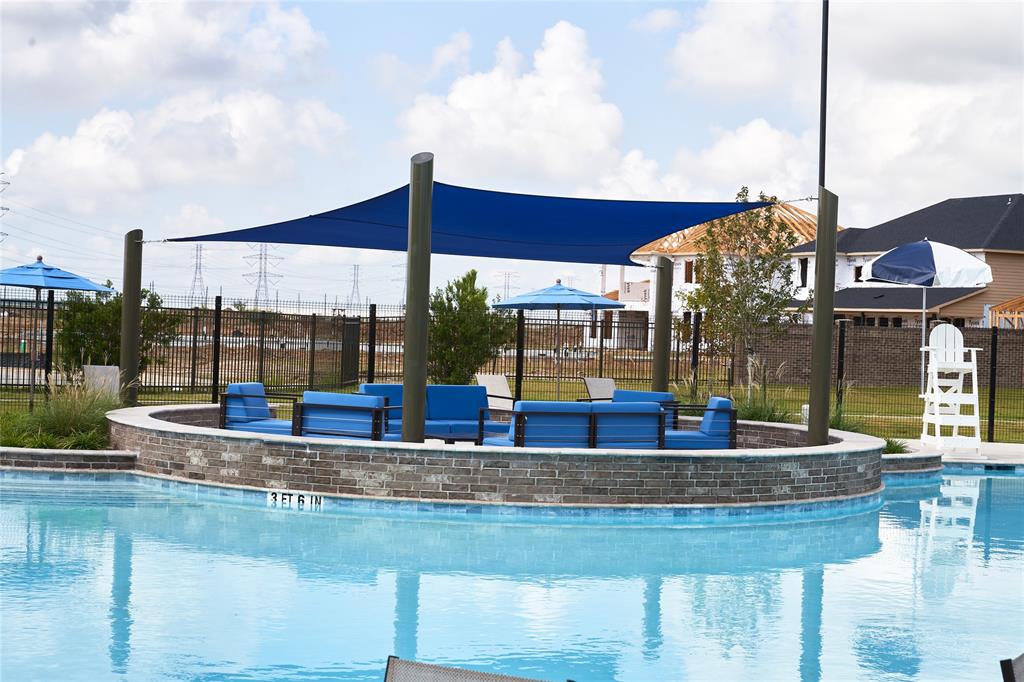 9706 Burlington Bristol Drive, Cypress, Texas image 33