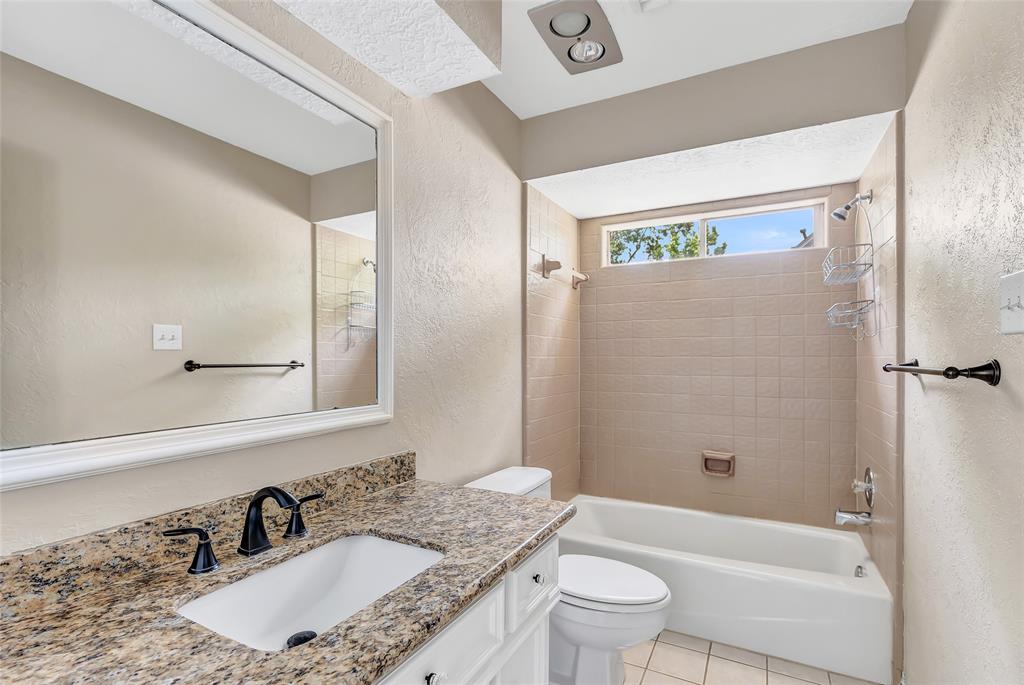 2719 Woodland Ridge Drive, Kingwood, Texas image 40