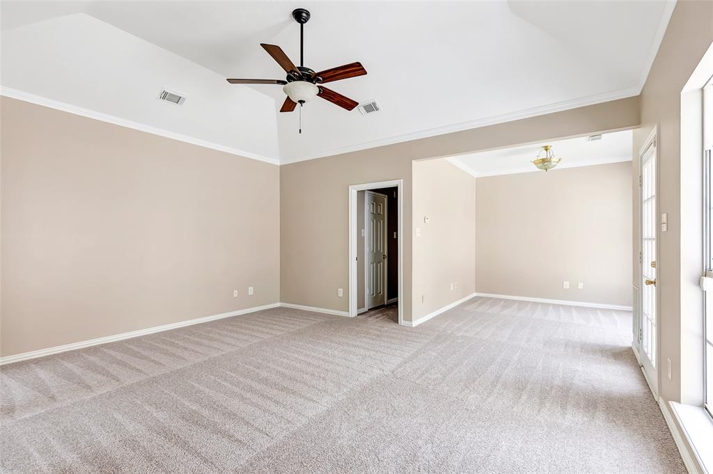 2719 Woodland Ridge Drive, Kingwood, Texas image 27
