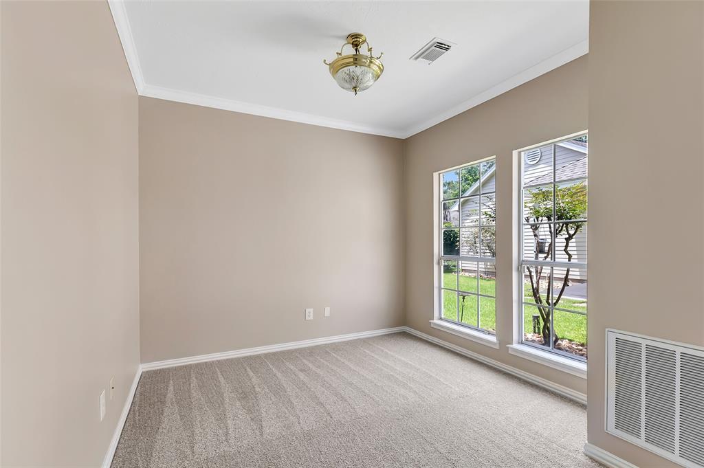 2719 Woodland Ridge Drive, Kingwood, Texas image 30