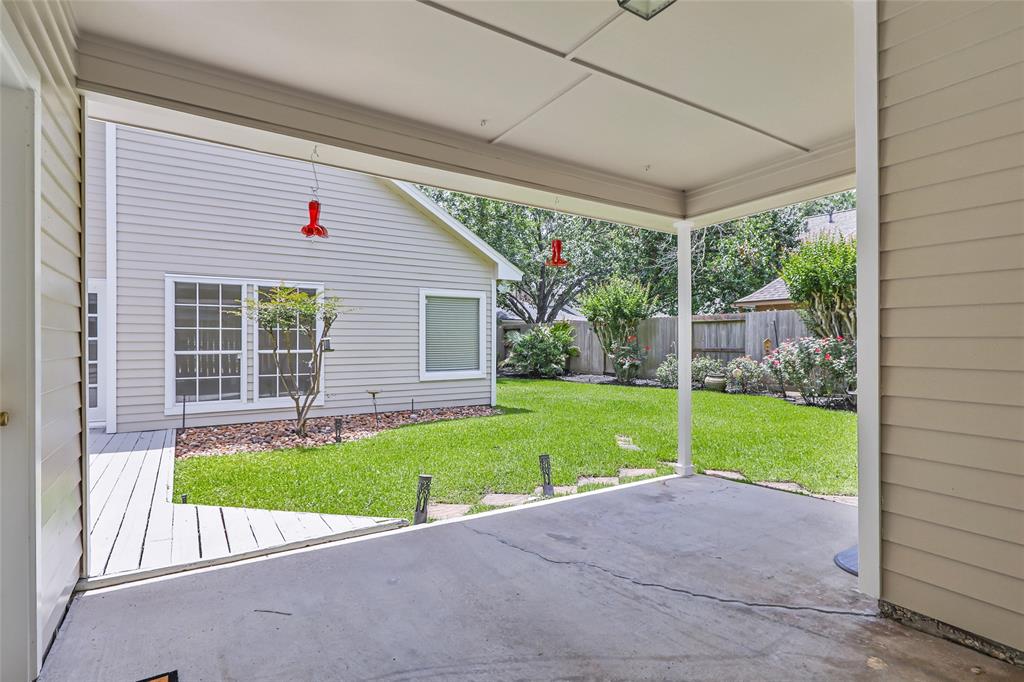 2719 Woodland Ridge Drive, Kingwood, Texas image 42