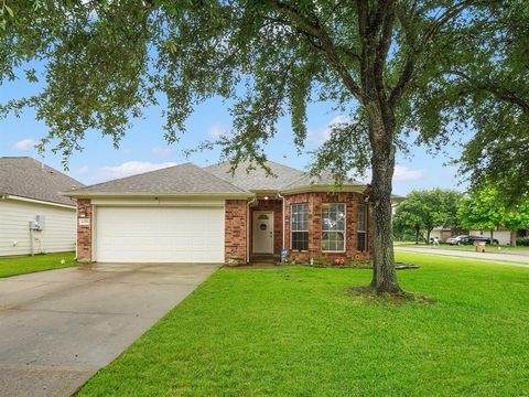 Photo of 4006 Raspberry Court, Dickinson, TX 77539 (MLS # 48432358)