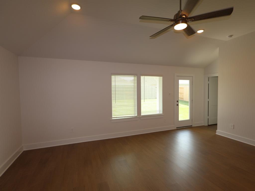 22490 Birchfield Grove Lane, New Caney, Texas image 3